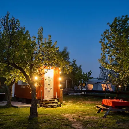 럭셔리텐트 Tiny Winey House No 2
