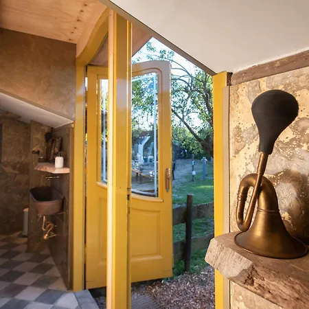 Tiny Winey House No 2