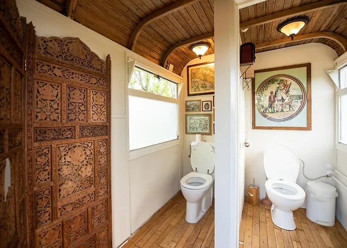 Tiny Winey House No 2